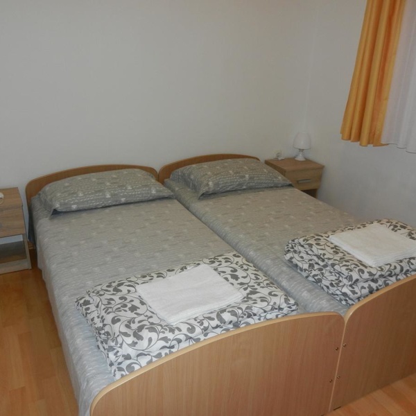 Places to stay-Apartma Riba